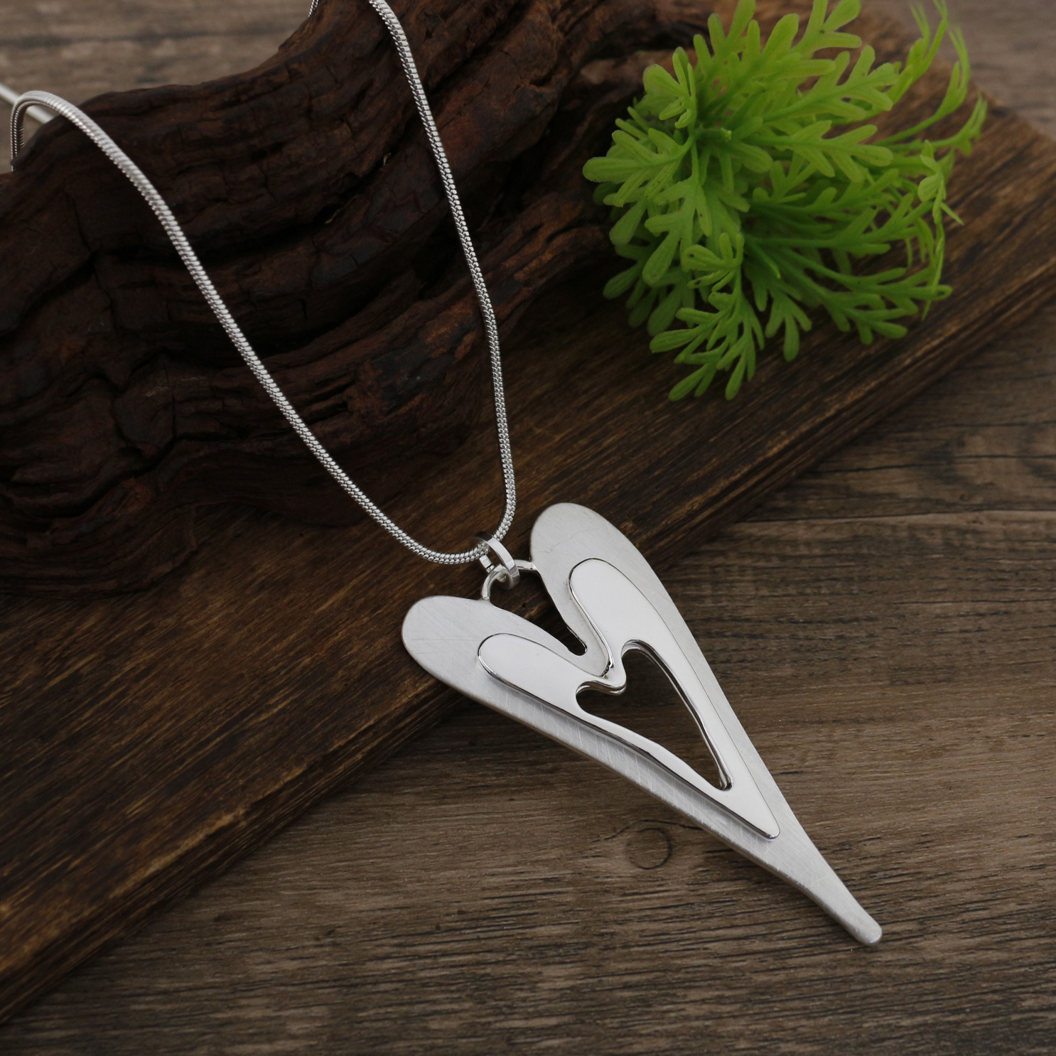 High-end Autumnwinter Double-layer Heart-shaped Long Necklace - image 6